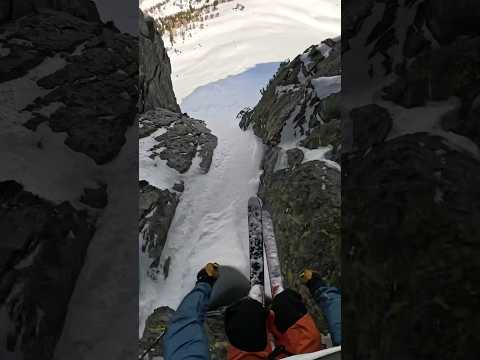 Threading the needle #skiing #shorts