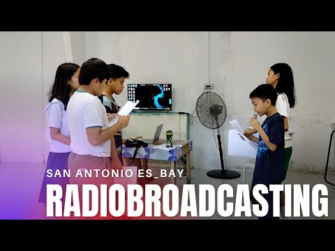 Radiobroadcasting Practice - San Antonio ES_Bay
