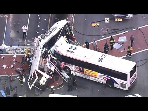 TOP 10 Dangerous Truck Crash Compilation 2022 - Crazy Truck Crashes - IDIOT TRUCK DRIVERS FAILS 2022