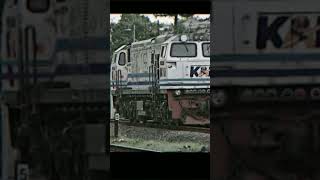kapan ya rilis nya WNB CC 201 sama CC 206 #keretaapi #cc201 #cc 206