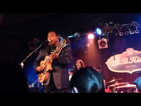 George Benson - Love Ballad - BB King NYC - October 23, 2014