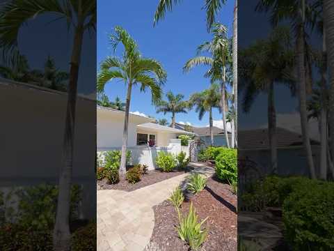 119 SW 52nd Ter, Cape Coral | Direct Gulf Access Home w/ Pool, Dock & Outdoor Bar 🌴✨