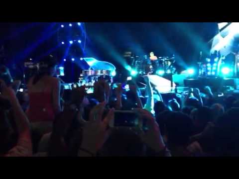 Muse Centennial Park: Supremacy