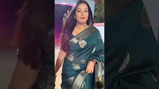 pawan singh jyoti singh Ko dekhkar mantra mugdha Ho gye jyoti singh muskura di #pawansingh #pawan