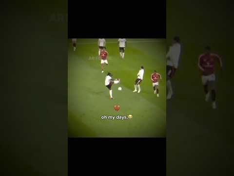 Who's that?😭 #futbol #manchesterunited #football #edit #skills