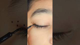 Tried This HACK for Perfect Wing Eyeliner 💫 #shorts #eyeliner #eyes