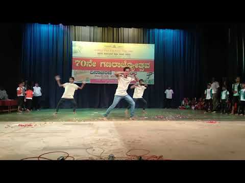 LUCKY DANCE ACADEMY yeah desh hai veer javanon ka