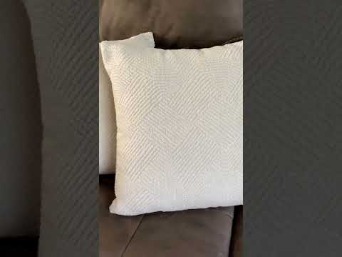 Pillow Covers That Make Cleaning a Breeze