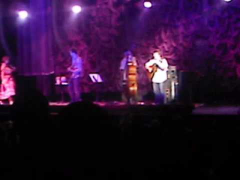 Nickel Creek - Somebody More Like You (Live 8.11.07)