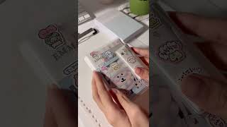 how I romanticize studying at night 🎧📖