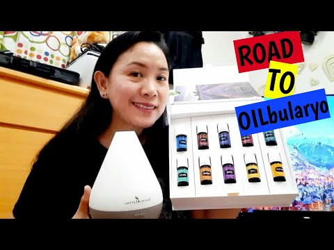 UNBOXING YOUNG LIVING ESSENTIAL OILS!!!
