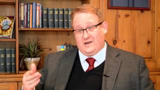 DEALing with Challenges of Teaching a Foreign Language: Steffen Kaupp