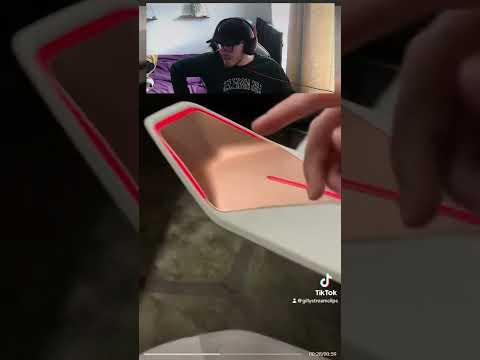 Gilly Reacts to Breathing Car 🤣