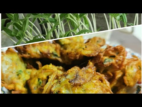"Onion vada with Microgreen leaves"/Ullivada recipe.