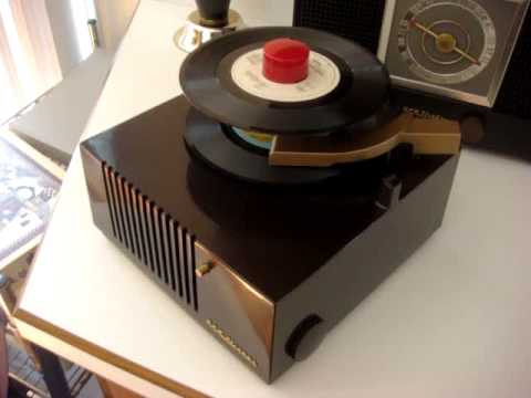 1949 RCA Victor 9EY3 45 Record Player Phonograph