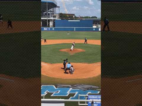 Deshawn Hannah with a single scoring 1 run! Ebc 15u fesmire #baseball