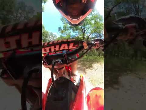 Letting the 450 eat #crf450r #dirtbike #florida