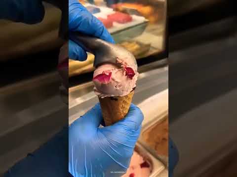 #icecream #shortsfeed #short #youtubeshorts #trending #viral #gelato #foodvlog #food #tasty