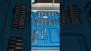 Check out this #makita 221-pieces handtoolset E-10883 🧰 #bitset #makitabits #mechanictools