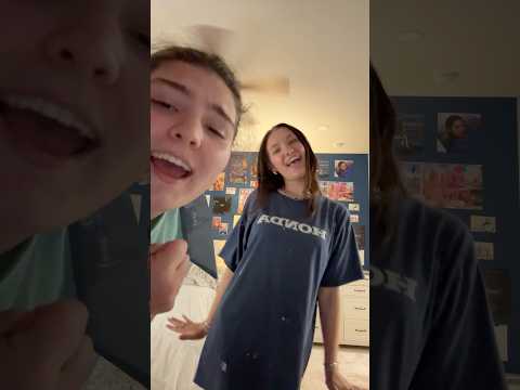 rating singers based on how close we are #shorts #friends #funny #fyp #vlog #vlogger #summer