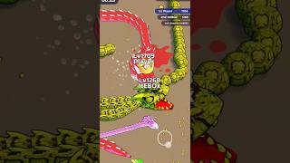 Snake Clash Boss Fight Win #snakeio #snakeclash #games #gamer #gaminglife #gaming #gamingposts #game