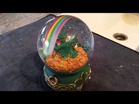 Music Box Attic St Patricks Day Globe