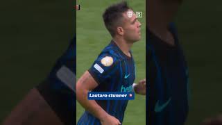 Lautaro Martínez with the acrobatic finish 💫