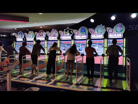 Joypolis SEGA Sonic running