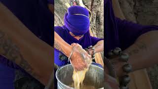 Nihang Singh Selling Milk Shardhayi 🥛 #streetfood #foodshorts #amritsarstreetfood #foodies