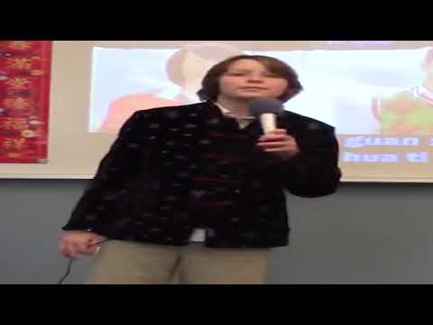 White boy sings chinese song earape