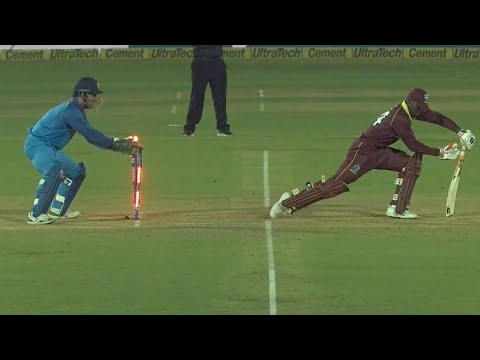 MS DHONI SUPERFAST STUMPING VS WI 2019