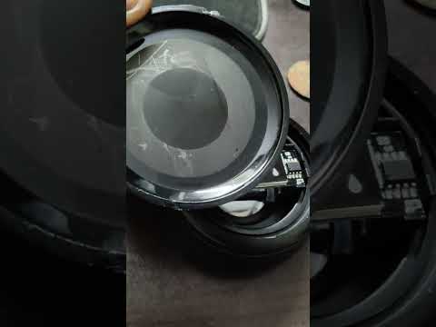 Inside a touch controlled temprature display bottle and replace battery #diy #tech #repair