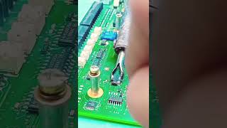 #diy #soldering #electronicshacks #repair