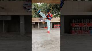 #shuffleshuffledancetutorial #tuzelitydance #tuzelity #dance #footwork #shuffledancer #shuffledance