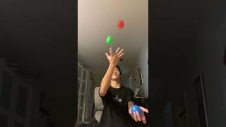 Learn 3-Ball Juggling #LearnToJuggle #CircusSkills #ThreeBallJuggling #EasyJuggling#FunLearning