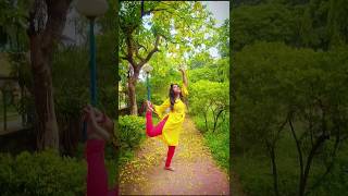 Garaj garaj aaj ....☁️🖤 #dancedelight #dance #dancerlife #seasonsong #danceforyoutube 🌴🌼✨❣️❣️💛💚❤️