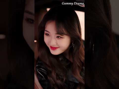 A Homeless Poor Girl Turned Into a Billionaire with the CEO’s Help!