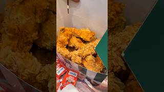 KFC ₹299 BUCKET REVIEW 🍗 15 PCS CHICKEN DEAL | HOT & CRISPY, WINGS & STRIPS VALUE TEST