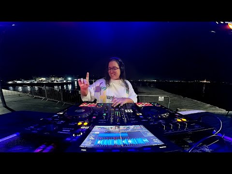 DJ Set - Ebony, WIU, FBC, G.A, Vulgo FK, Derxan, Pedro Apoema, TZ da Coronel, Weeknd, Ryu, Slipmami.