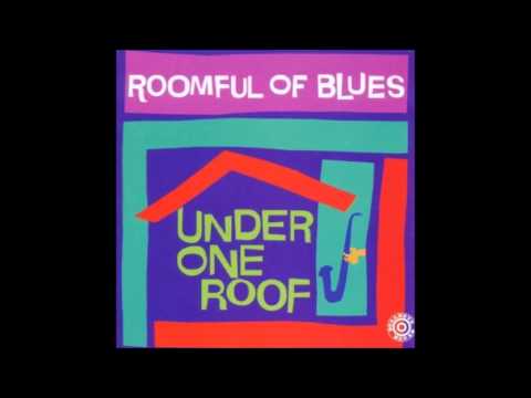 Roomful of Blues - Smack Dab in the Middle