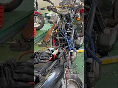 Compression Leak checking by using Compression Leak Down Tester