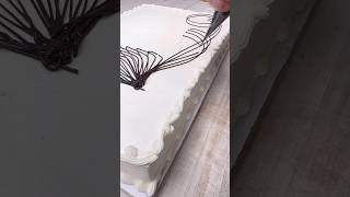 #Cakedecorator #hanswestermark #cakedecorating #customcake #cake #writing