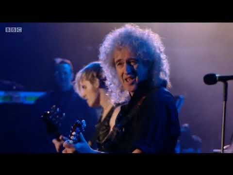 My Chemical Romance - Welcome to The Black Parade Ft. Brian May (Live at Reading Festival 2011) HD