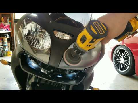 Remove Deep Scratches from your Headlights