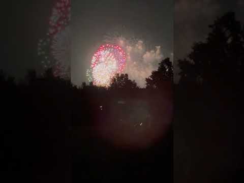 Brunswick fireworks finale 070325