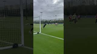 Pickford *stunning* save in training 🧤 #evertonfc #premierleague #epl