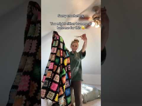 #crochetblanket takes the scissors 😱😱🤯🤯 #upcycledfashion #sustainablefashion