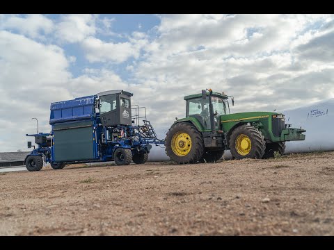 Maize silage in bags with EURO BAGGING silage bagger EB 316 LG Deluxe with 3,6m (12ft) bag.