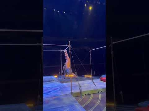 Truque com risco alto!!! #corteo #cirquedusoleil #tournik #tourlife #performer