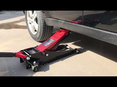 Low profile 3T floor jack for car.Whatsapp:+8619932115258